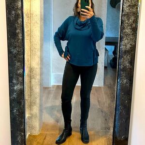 Teal Wing Arm Adjustable Bow Long Sleeve